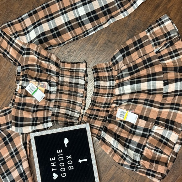 Plaid Two-Piece Set - Picture 2 of 7